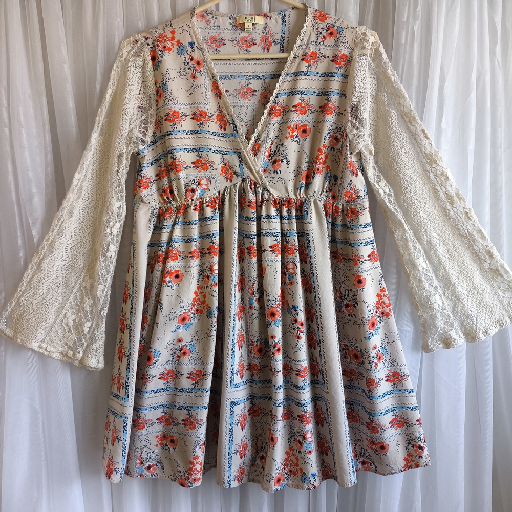 Kori Vaige With Red and Blue Floral Pattern Dress with Bell Lace Sleeves
